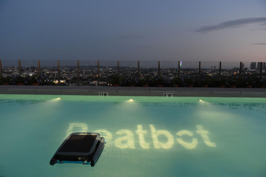Was passiert, wenn der Poolwasserstand zu hoch ist? – Poolroboter richtig einsetzen