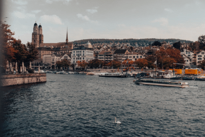 Kompakte Eleganz für urbanes Wohnen in der Schweiz