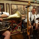 Live Musik München buchen – Atmosphäre für Events jeder Größe