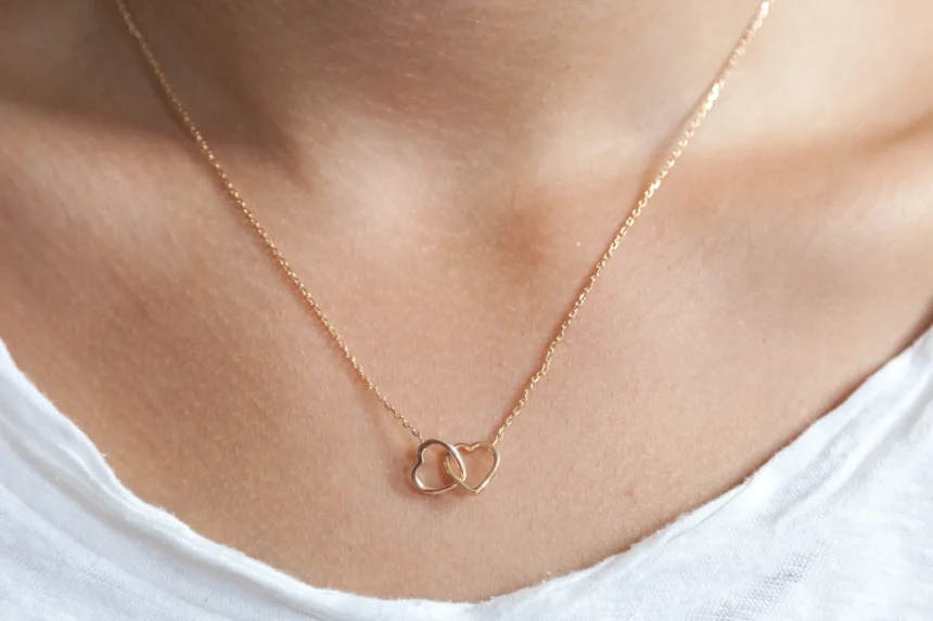 Schmuckstücke auswählen: So finden Sie das perfekte Accessoire